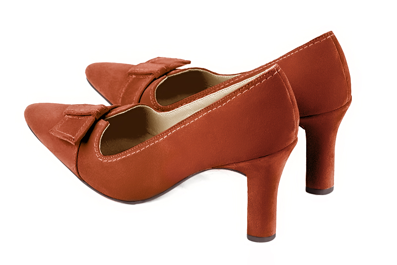 Terracotta orange women's dress pumps, with a knot on the front. Tapered toe. High kitten heels. Rear view - Florence KOOIJMAN